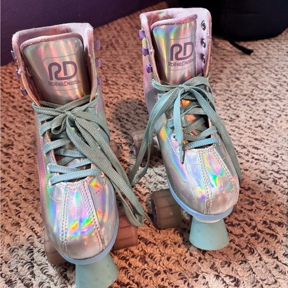 Roller Derby Other - Holographic Roller Derby Roller Skates